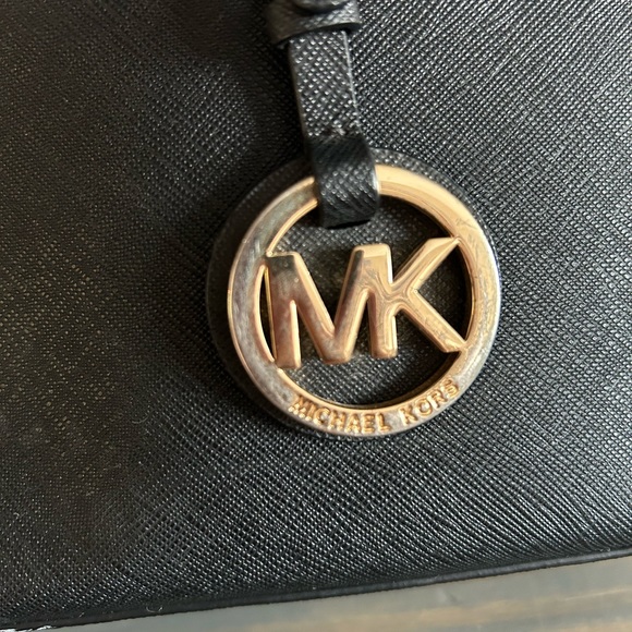 Small Michael Kors Handbag - Picture 3 of 5